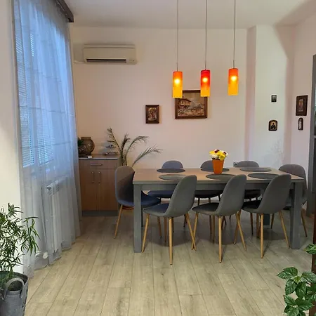 The Maisonette In Sofia's Heart Sofía